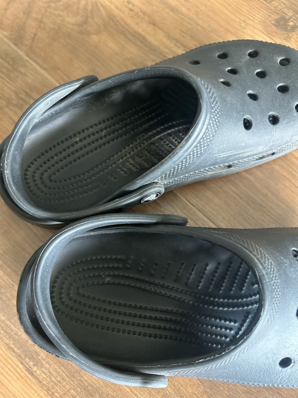 CROCS Black Women's/Unisex Clog Sole Detail - Picture 6 of 6
